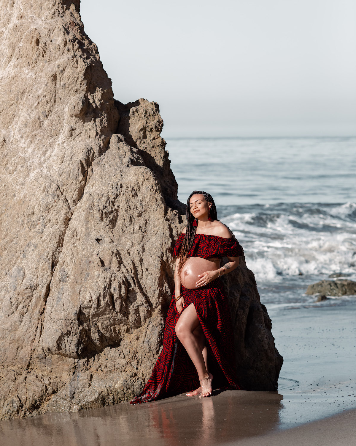 Los Angeles Maternity Photographer El Matador Beach